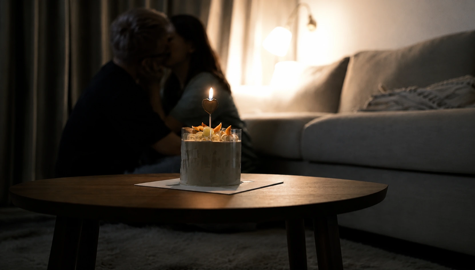 生日蛋糕上的烛光
